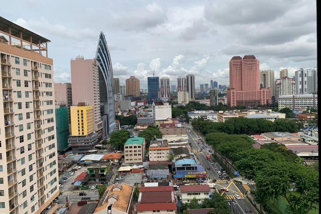 Menara Arina Uniti By Grabstay Kuala Lumpur Extérieur photo